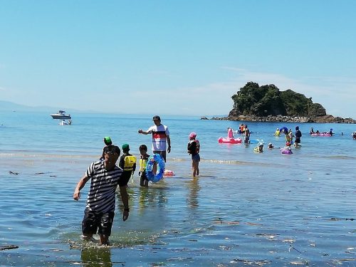 %e6%b5%b7%e6%b0%b4%e6%b5%b4%e3%82%86%e3%81%a3%e3%81%8d%e3%83%bc