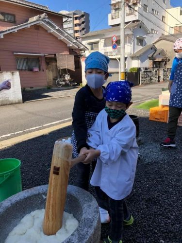 7f22bd2d-894e-47d6-97f5-f727a1349076