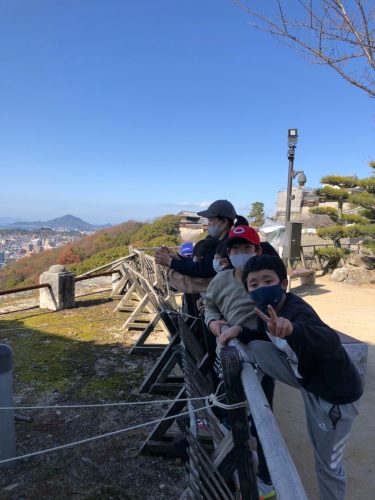 c033e0c3-3fa2-4dde-ad1f-b0b24a60d2c4